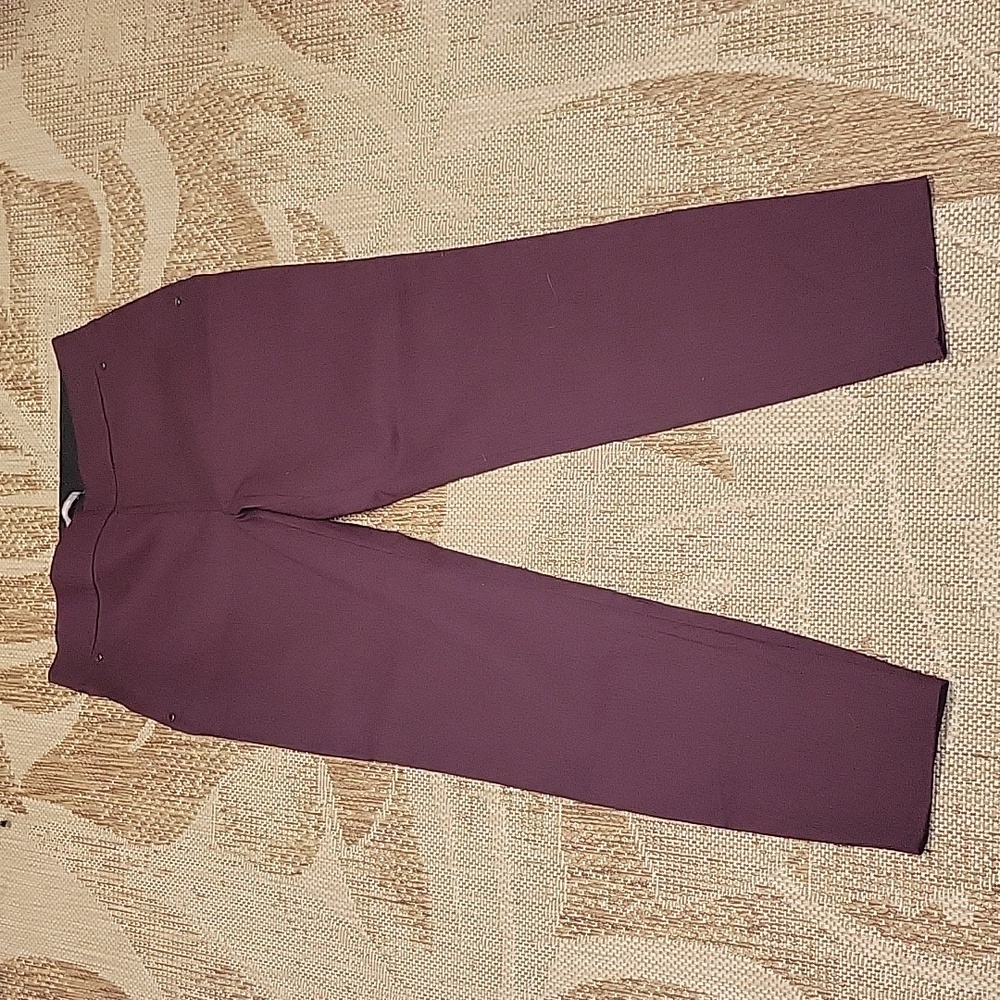 Burgundy/purple ankle pant - Maurice's Medium Short